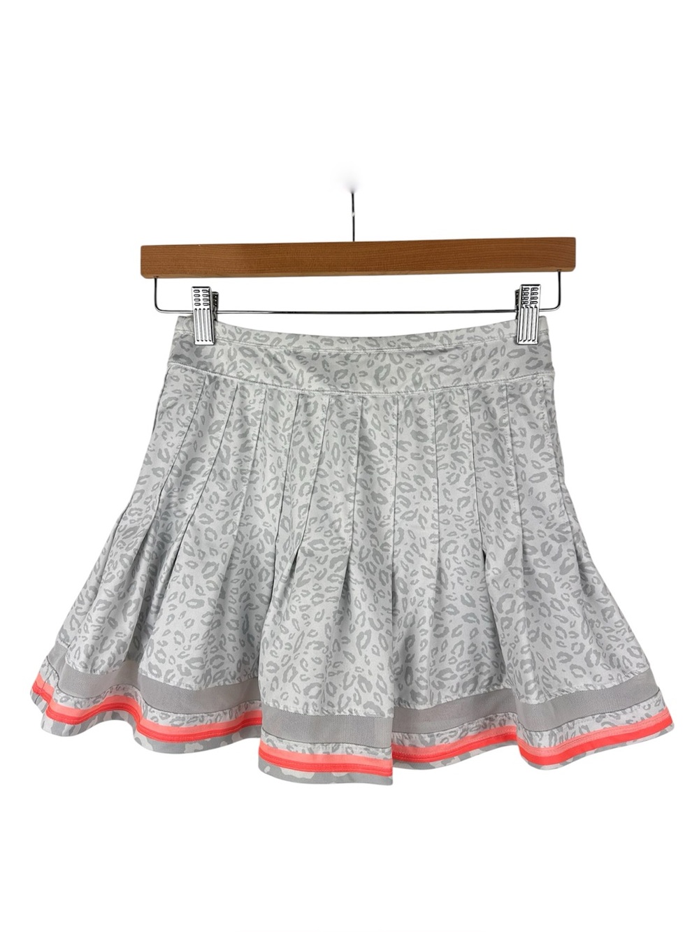 Lucky in Love Animal Instinct Print Gray & White Pleated Tennis Skirt Skort XS